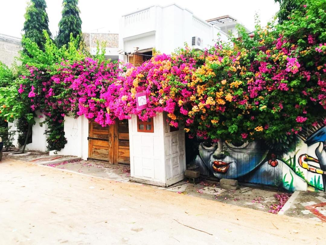 La Maison De Canelya Cotonou Bagian luar foto