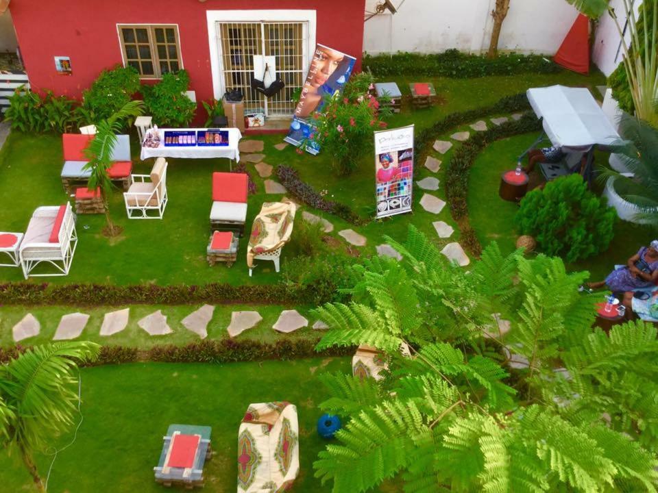 La Maison De Canelya Cotonou Bagian luar foto